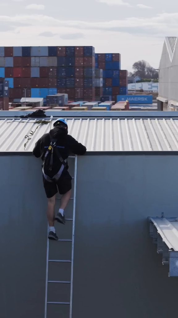 Commercial House washing